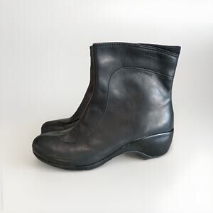 Merrell Boots Womens 9 Angelic Mid Waterproof Snow Black Leather Boots Booties